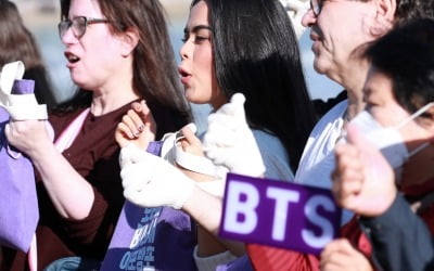 BTS '버터' 터졌다…'다이너마이트' 이어 스포티파이 10억 스트리밍