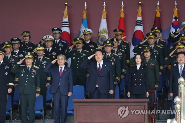 尹정부 첫 국군의날 기념식…'핵 버금' 괴물미사일 영상 첫 공개