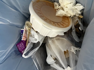 [인턴액티브] 대학캠퍼스 내 음식물쓰레기 버릴 곳이 없다
