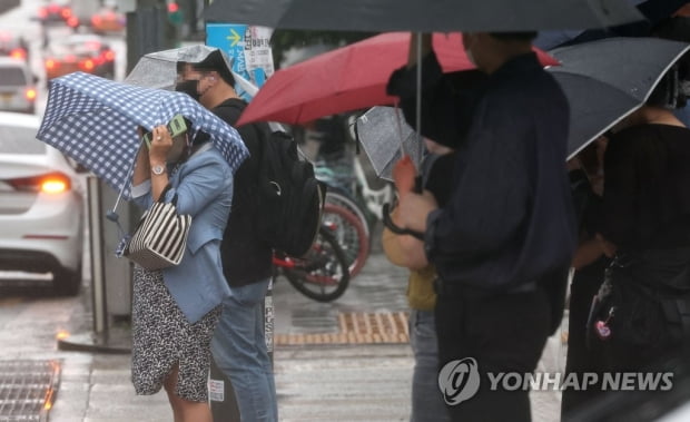 한글날과 대체공휴일 전국에 비바람…강풍·풍랑 주의