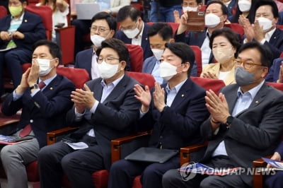 與당권주자들, '북핵·야당' 강성 발언으로 선명성 싸움