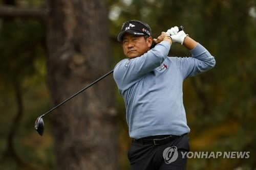 Go Gom Sports, Choi Kyung-ju at 1 time, second place in the Champions Tour