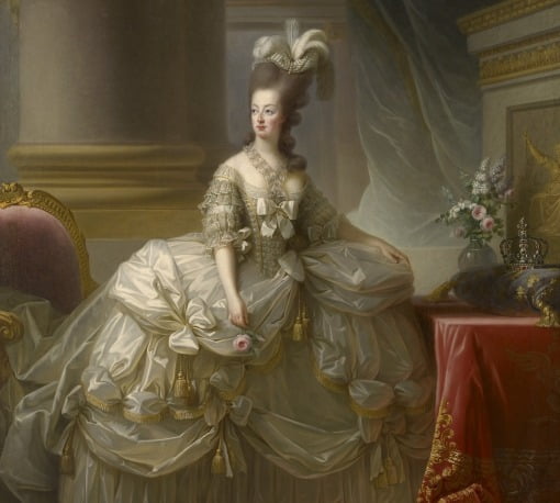 국립중앙박물관에서 전시 중인 '프랑스 왕비 마리 앙투아네트'(1778). 궁정 화가였던 엘리자베트 비제 르브룅의 작품이다.