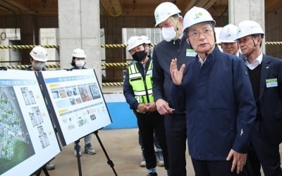 이한준 LH 사장 "청년원가주택 등 새 정부 주택정책 적극 시행"