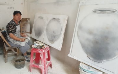 '빈 살만의 나라' 사우디에서 한국 도자기 그림 전시회가?
