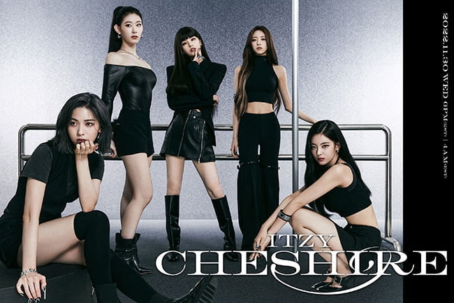 ITZY, 새 앨범 'CHESHIRE' 단체 콘셉트 포토 공개…‘절제 카리스마+고품격 우아美’