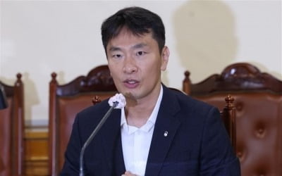 이복현 "금융당국-슬롯사이트 네임드카지노간 긴밀한 협조·리스크 관리 필요"