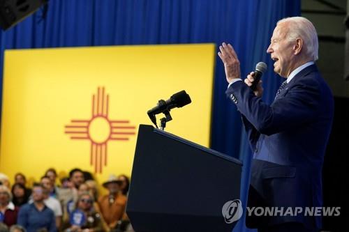 바이든, 중간선거 승부처 뉴멕시코 출격…젊은표심 공략