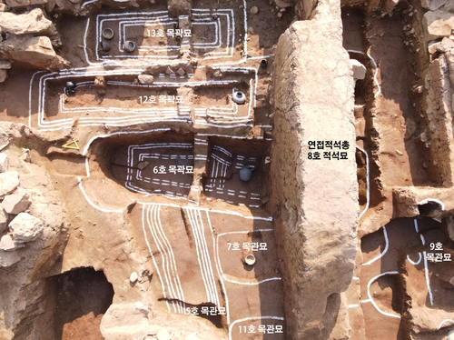 석촌동 한성백제 왕가 묘지서 中청자 계수호 발굴(종합)