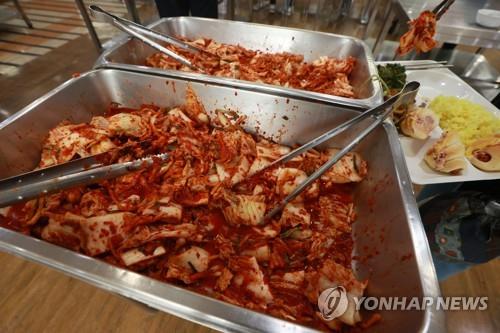 지난달 김치수입액 역대 최대…'김치 무역수지'도 적자로 돌아서