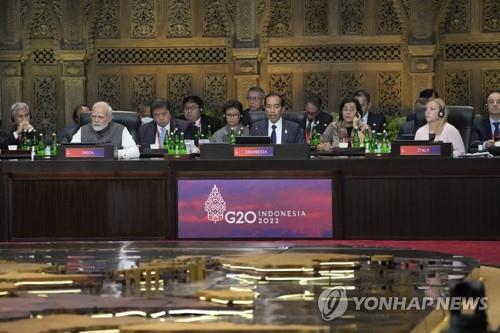 발리에 모인 G20 정상들, 첫날부터 러시아에 전쟁 종식 압박