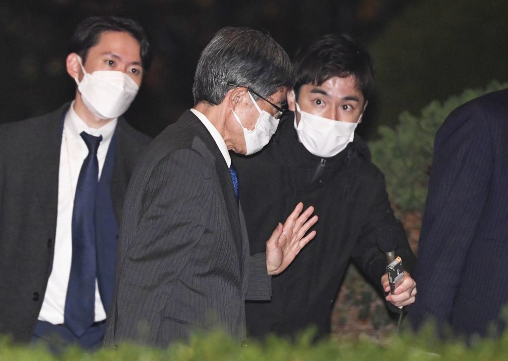 기시다, '정치자금 문제' 총무상 경질…한달 새 각료 3명 낙마