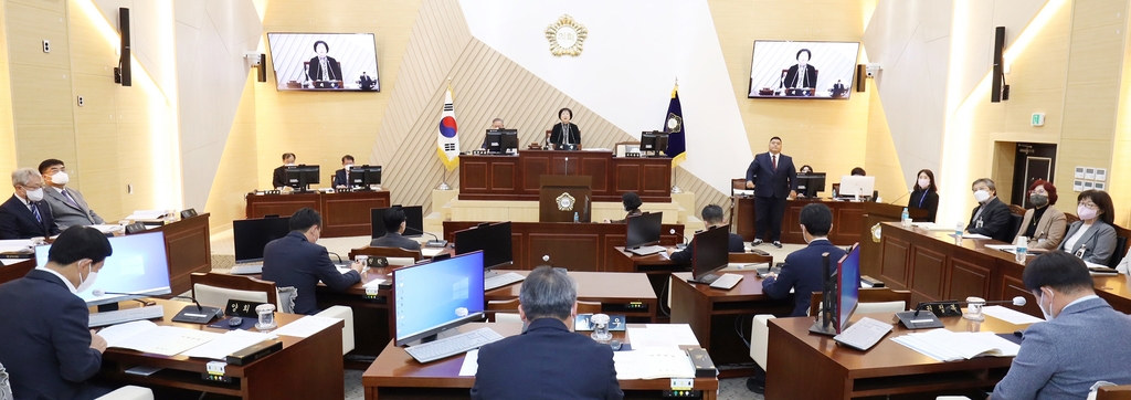 정정순 삼척시의회 의장 "시민 복리 증진 위해 온 힘"