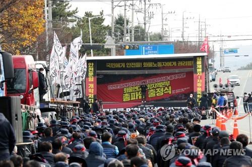 시멘트·레미콘·건설 '셧다운' 위기…둔촌주공 타설작업 중단