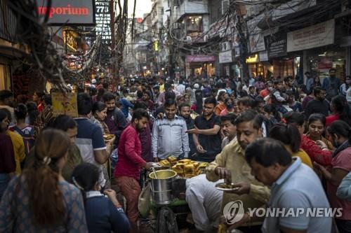 인도 코로나 신규확진 215명으로 '뚝'…2년8개월만에 최소