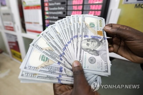 원달러 환율 급락세…개장초 1,400원 아래로