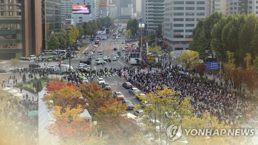 오늘 세종대로·여의도 대규모 집회…차량 정체 예상