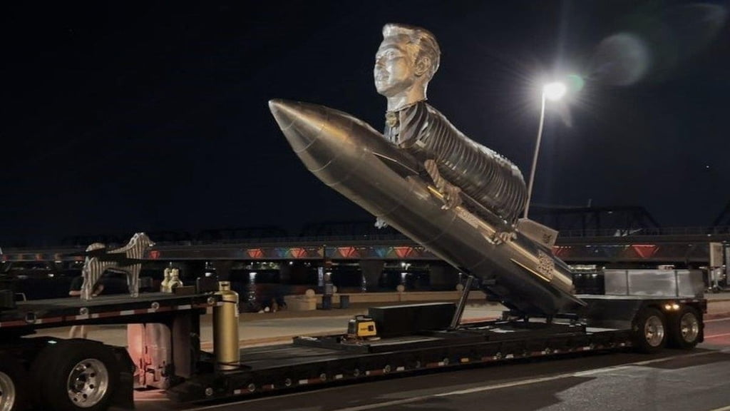 8억원 들인 머스크 동상…가상화폐 사업가 코인 홍보