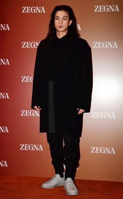 [TEN 포토] 김지훈 '시크한 블랙'