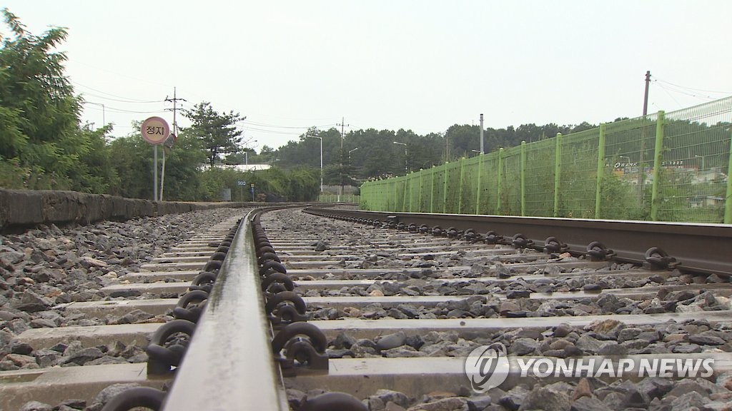 낡은 철도레일 낙찰…무게 속여 차액 가로챈 고철업체