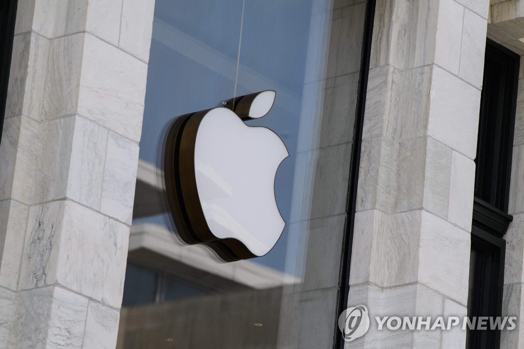 아이폰14 최대 생산 中 공장 주변 봉쇄…애플 실적에 '비상'