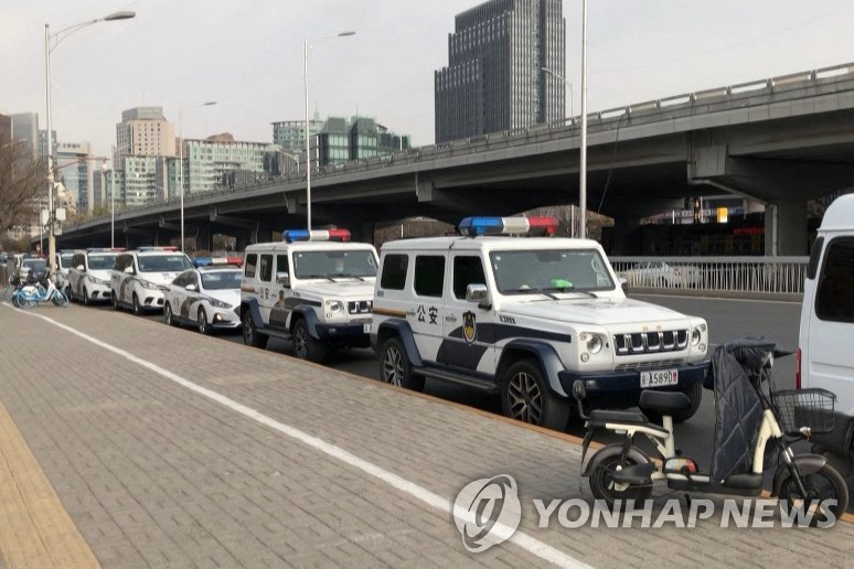 中 당국 시위 차단 '총력전' 속 범중국 증시 반등