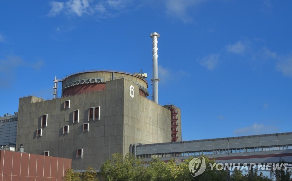 포격 피해 끊이지 않는 자포리자 원전…IAEA 상주인력 4명 교대