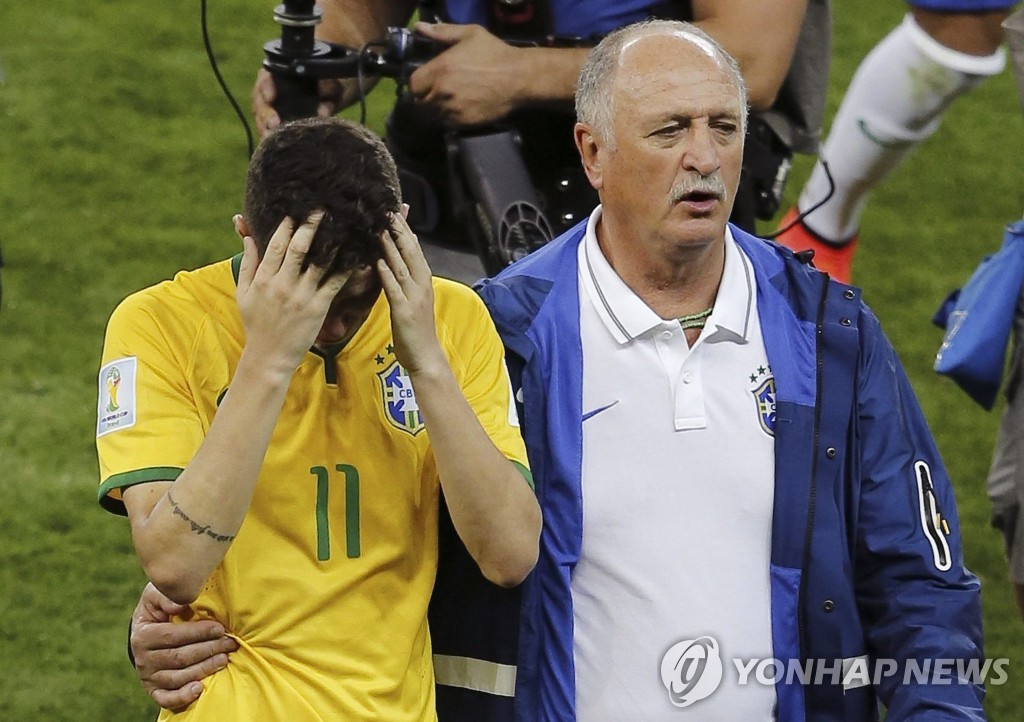 '2002 한일 월드컵 축구 우승' 브라질 스콜라리 감독 은퇴