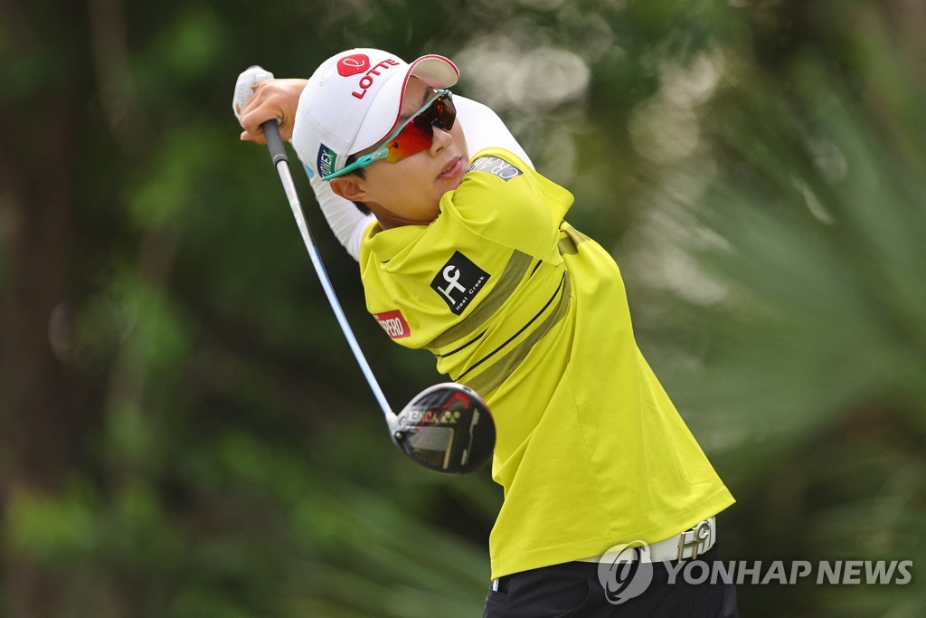 김효주, LPGA 시즌 최종전 2R 2위…선두 리디아 고와는 5타 차(종합)