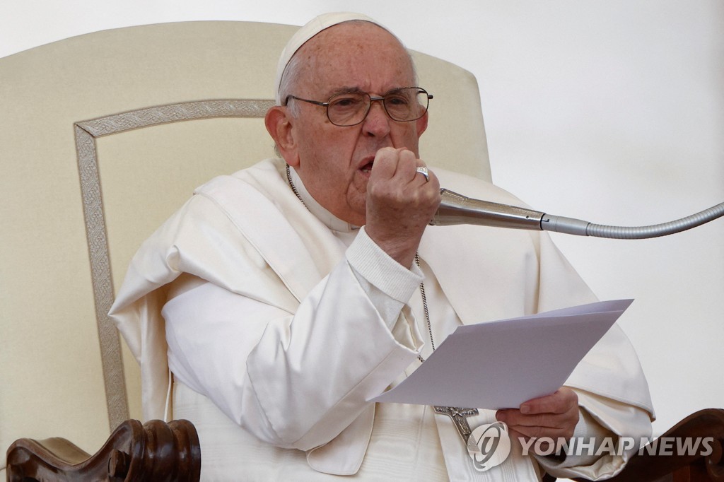 교황 "대화는 '평화의 산소', 전쟁 멈추고 대화하라"