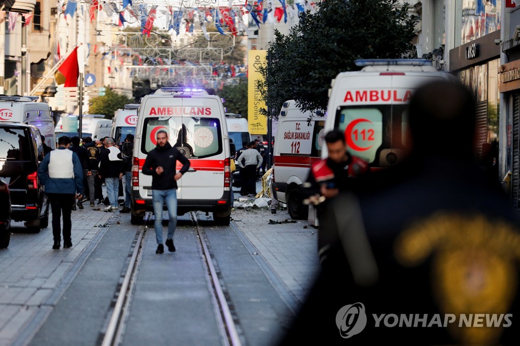 이스탄불 폭발사고로 6명 사망·53명 부상…정부, 테러로 규정(종합)
