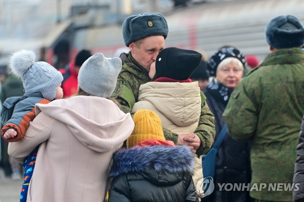 러 참전군인 가족 불만 팽배…'어머니의 날' 앞두고 긴장 고조