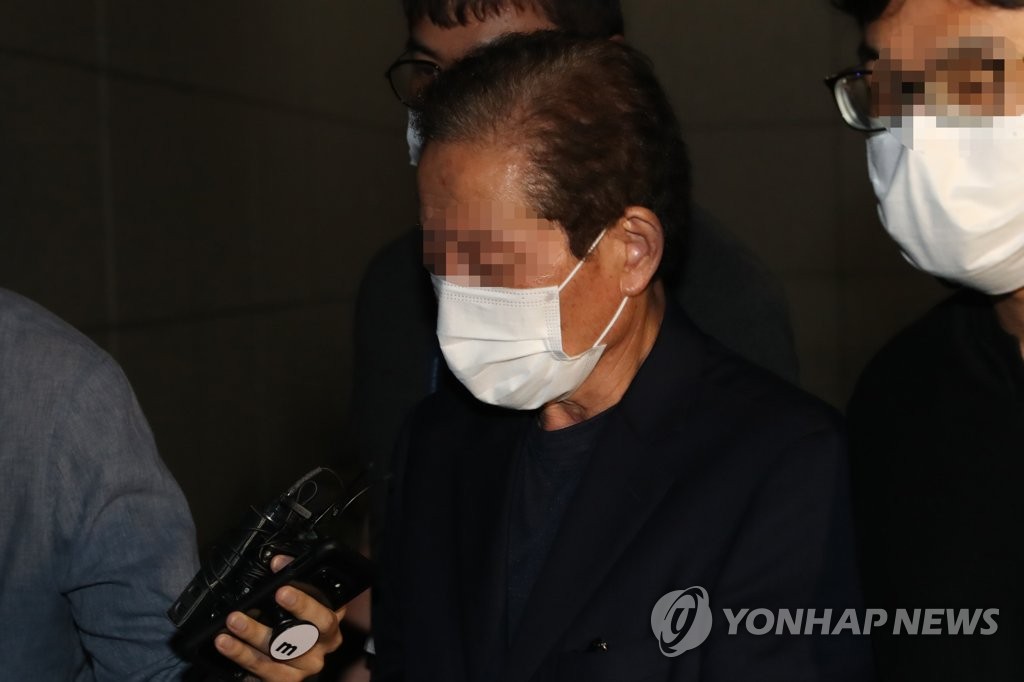 나흘째 행방 묘연한 김봉현…경찰, 강력반 투입해 추적(종합)