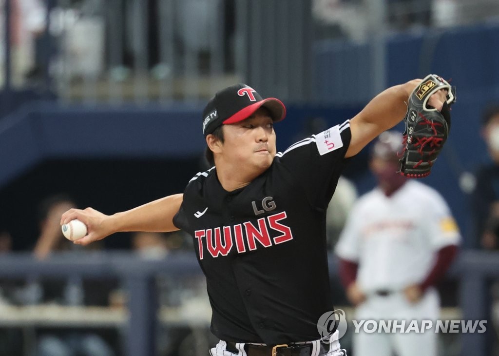 '매제' 이정후·고우석, 시상대 함께 오른다…일구 투타상 선정