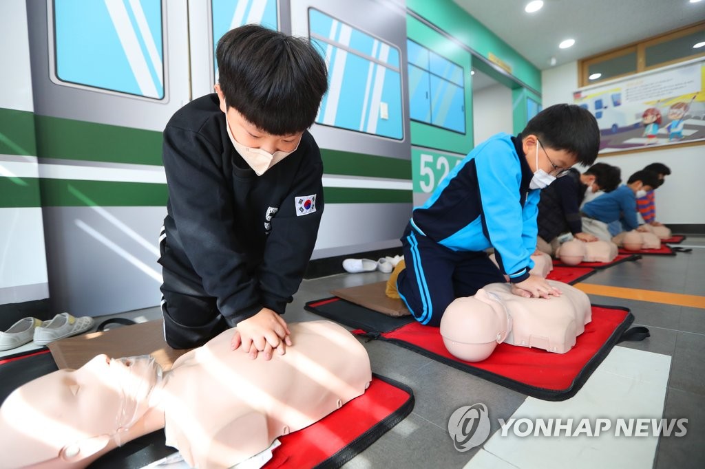 전북교육청 안전교육·심폐소생술 실습 강화…안전체험시설 확충