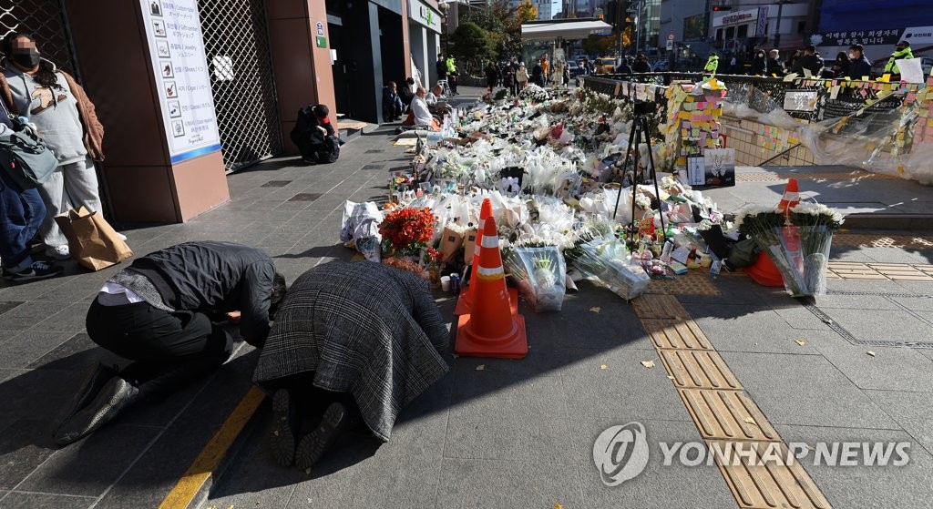 [이태원 참사] 외국인 희생자 빨리 송환하려…운구비 선납한 업체