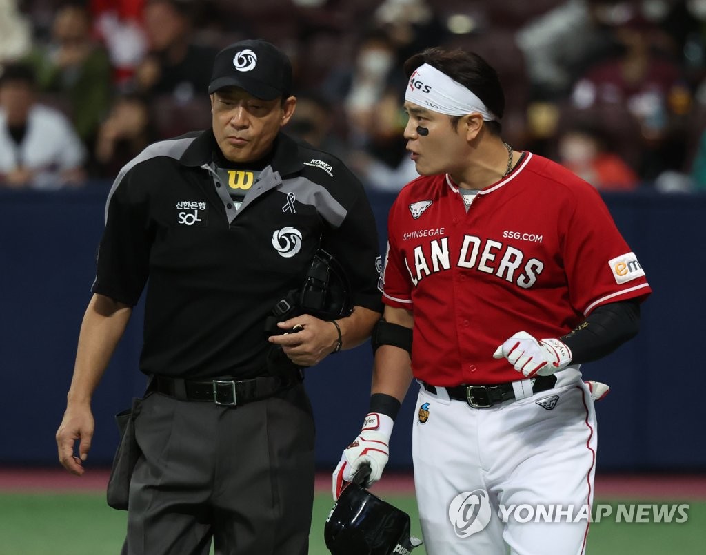 6∼9회, 4이닝 연속 만루 위기서 2실점…키움 불펜진 악전고투