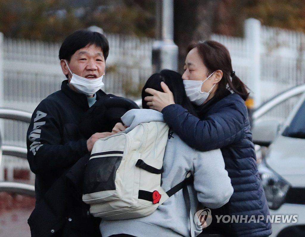 [수능] 육지 호텔서 열공한 섬 학생들…"잘 보고 올게요"