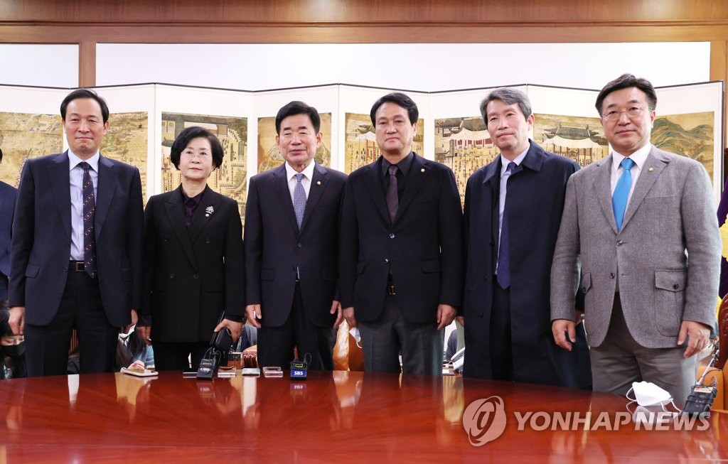 [이태원 참사] 野, 국조특위 인선 착수로 與 압박…국회의장 설득전도(종합)