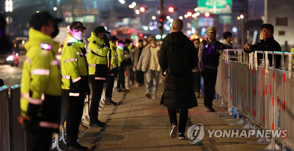 [월드컵] 붉은악마 1만명 광화문 집결…"추위 날릴 대∼한민국"