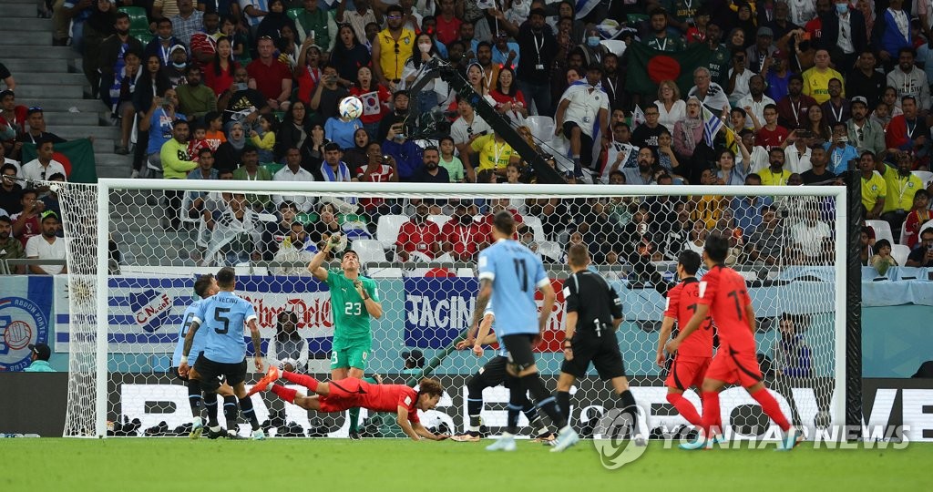 [월드컵] 첫 패배 맛본 김진수 "실점 장면서 판단 잘못해…마음 무거워"
