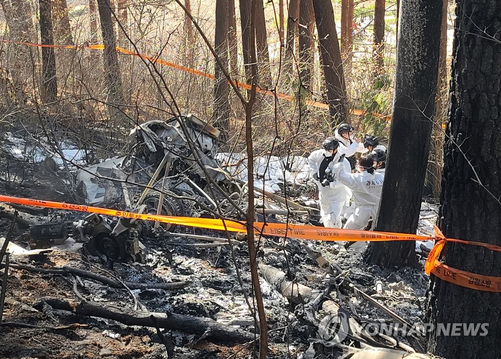 양양서 산불계도 헬기 추락해 5명 숨져…2명 신원 오리무중(종합2보)