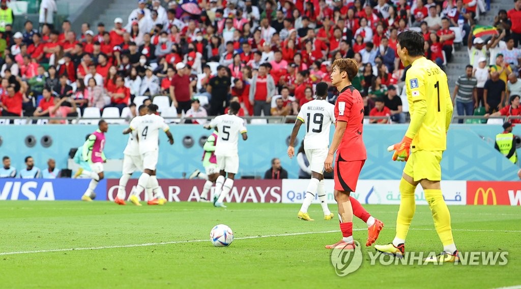 [월드컵] 벤투호 수비 휘청…가나에 전반 0-2로 끌려가