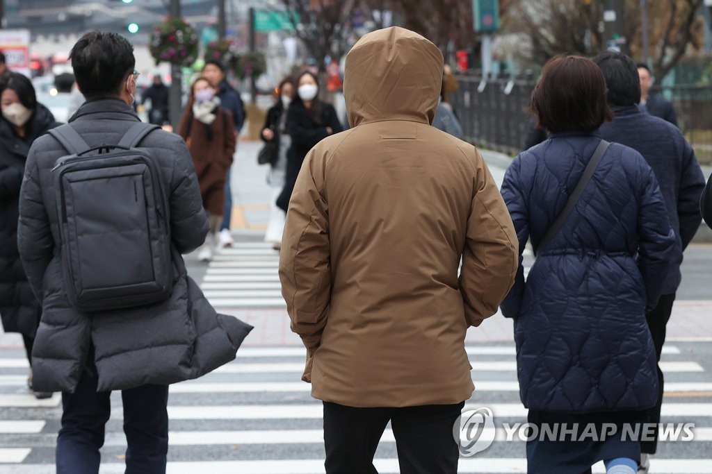 지난 겨울 한랭질환에 응급실 찾은 사람 300명…노인이 절반