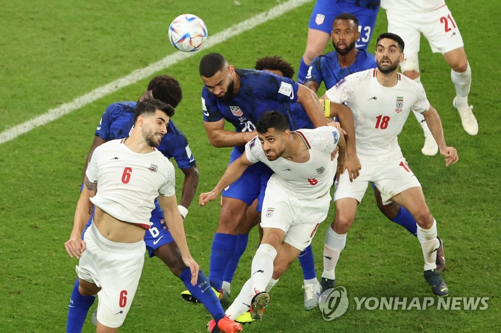 [월드컵] 미국, '앙숙' 이란 1-0 꺾고 8년 만에 16강 진출…풀리식 결승골