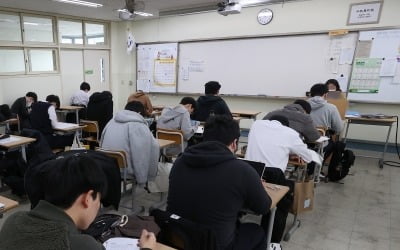 교육부 "수능 끝 고3, CPR 배우라" 학생 안전 특별기간 운영 