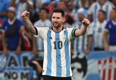 '축신' 메시가 구했다…아르헨티나, 멕시코 2-0 완파