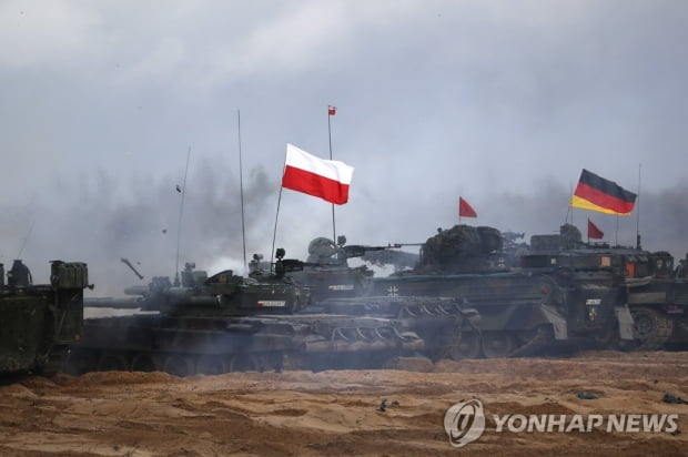 폴란드에 러 추정 미사일 떨어져 2명 사망…美 "사태 파악 중"(종합3보)