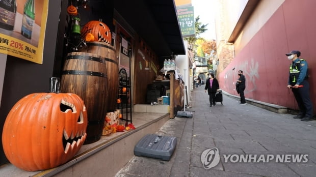 핼러윈 10만 인파 예측한 용산서…참사 당일 출근인원 평소대로