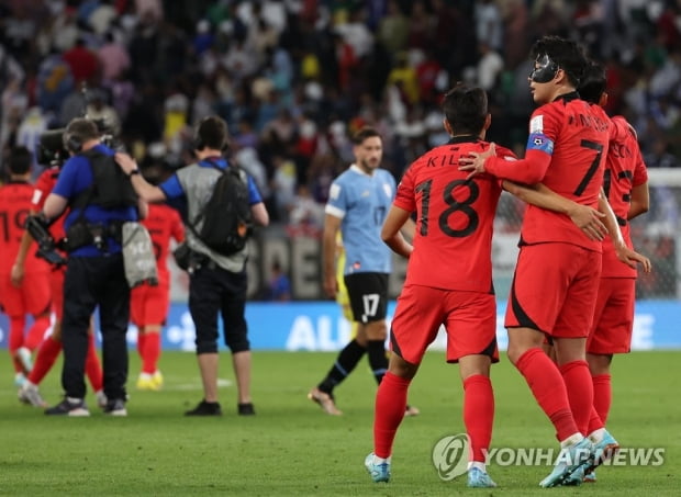 [월드컵] 아시아 4개국 16강행 희망…역대 최다 기록은 2개국 진출